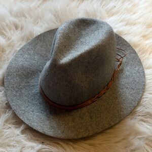 Gray Felt Fedora with Braided tan band